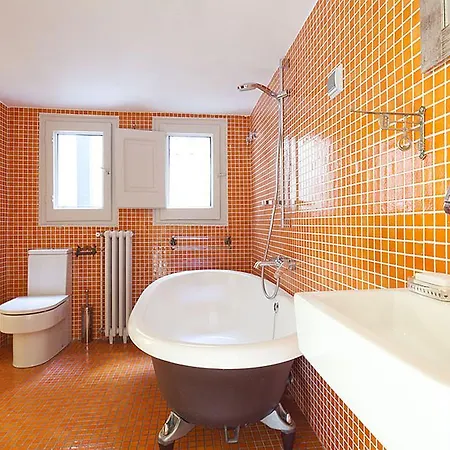 - Rambla De Catalunya Center ברצלונה