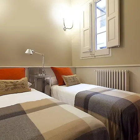 Apartment Rentals - Rambla De Catalunya Center *